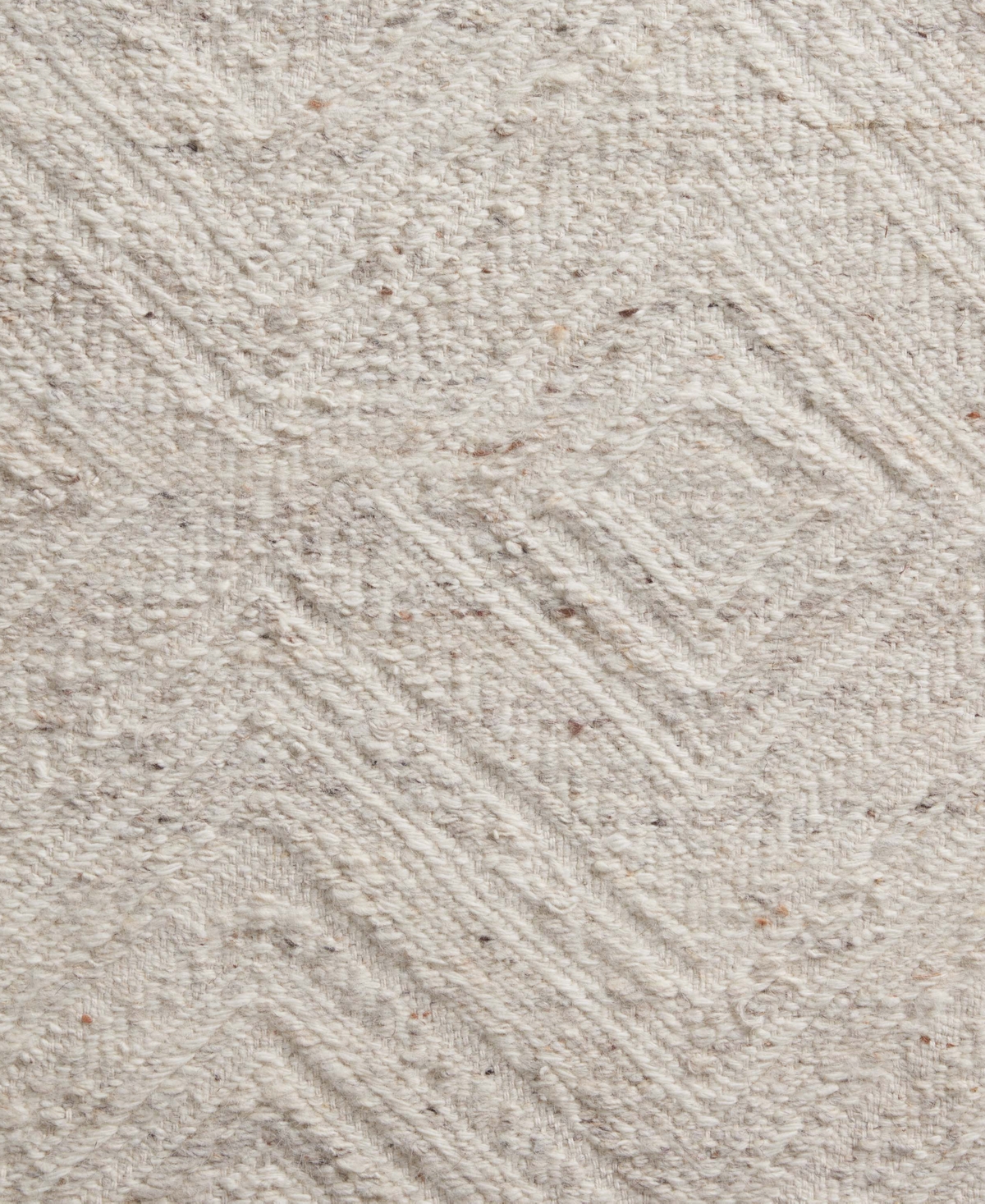 Loloi Raven Rav- 2'3" x 3'9" Area Rug