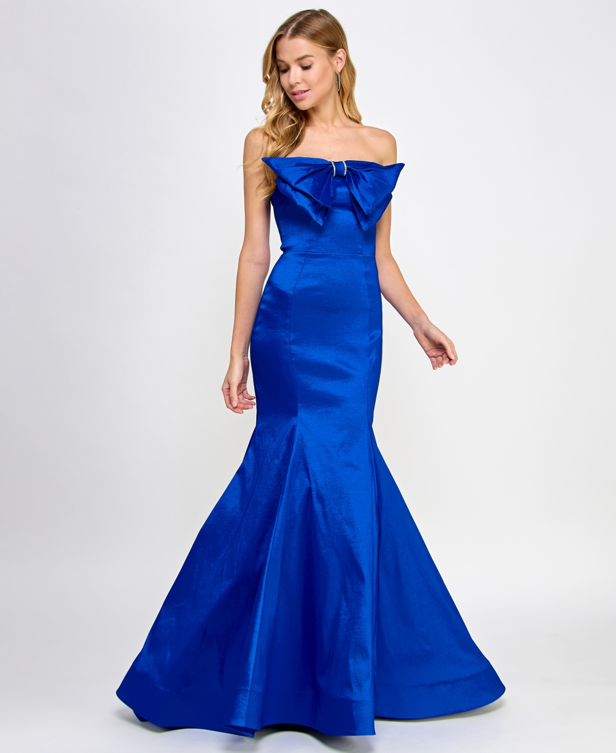 B Darlin Juniors' Bow-trim Strapless Mermaid Gown, Created For Macy's In Royal,crystal
