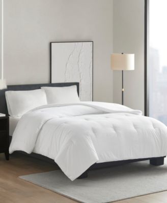Honeycomb Textured Oversized Down Alternative Comforter, King/California King