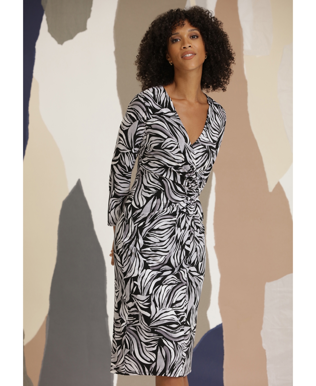 Maggy London Women's Long-Sleeve Twist-Front Dress -Light Grey