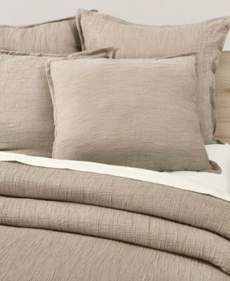 South Seas Sham, King