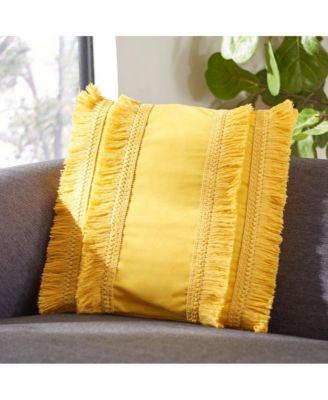 Grema 16" x 16" Pillow