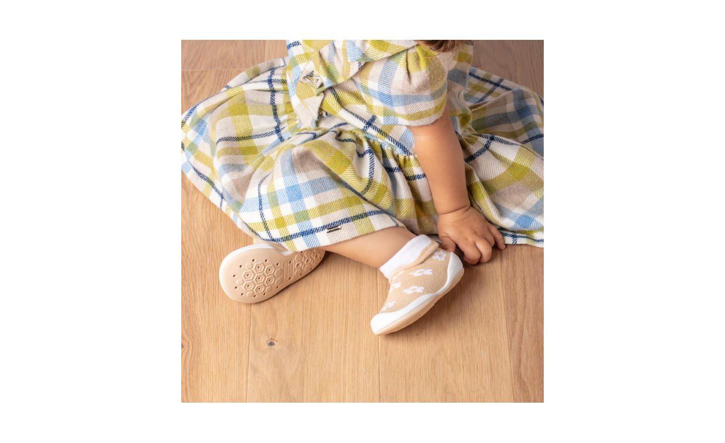 Обувь Komuello Breathable Washable Non-Slip Sock Shoes Daisies - Latte для девочек-малышей, цвет: Натуральный — фото 11