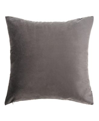 Yari 18" x 18" Pillow