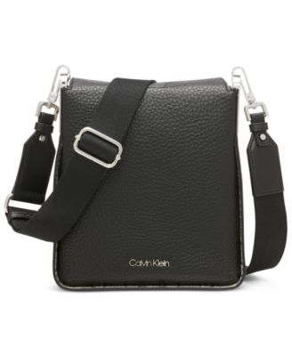 Calvin Klein - Fay Small Crossbody