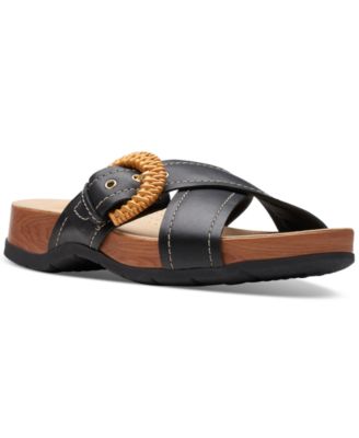 Clarks - Reileigh Bay Crisscross Strap Slide Sandals