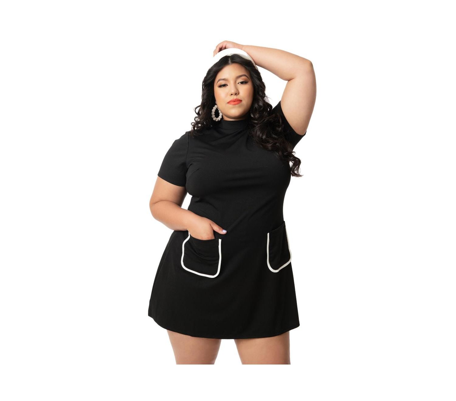 Plus Size Mock Neck Short Sleeve Wave Maker Shift Dress