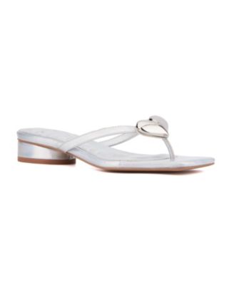 Women's Love Buzz Flat Sandal