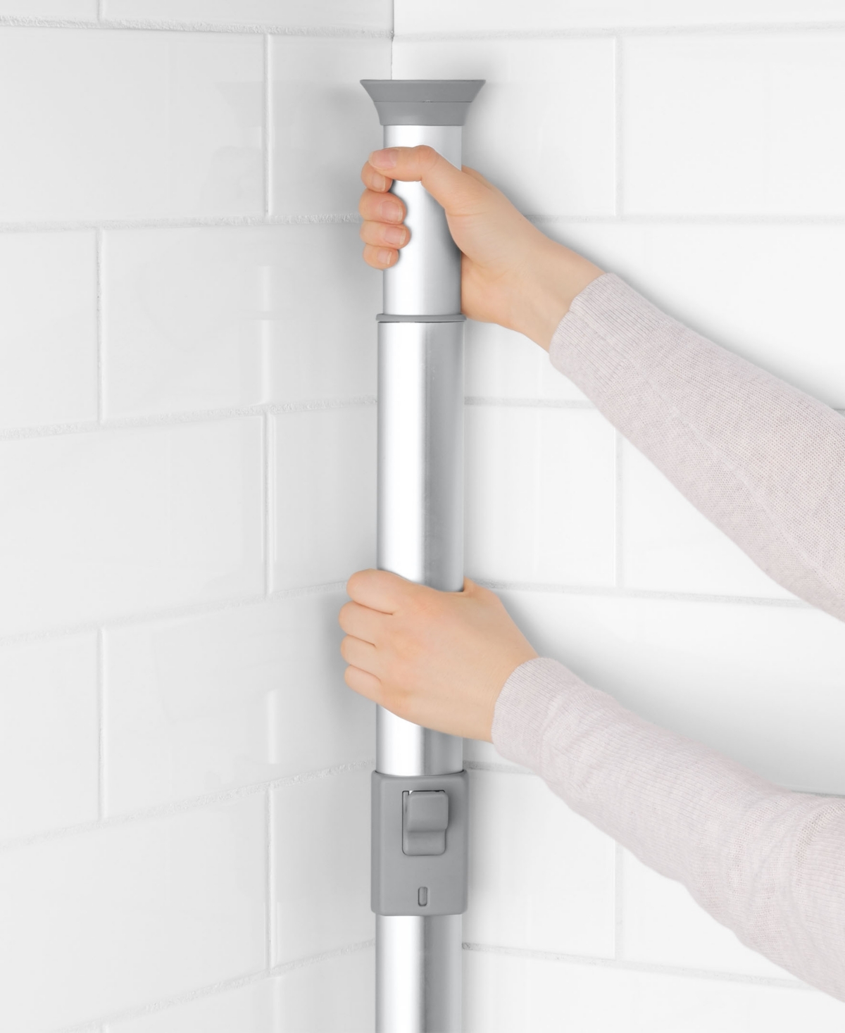 Oxo Gg Quick-extend Aluminum Pole Caddy In No Color