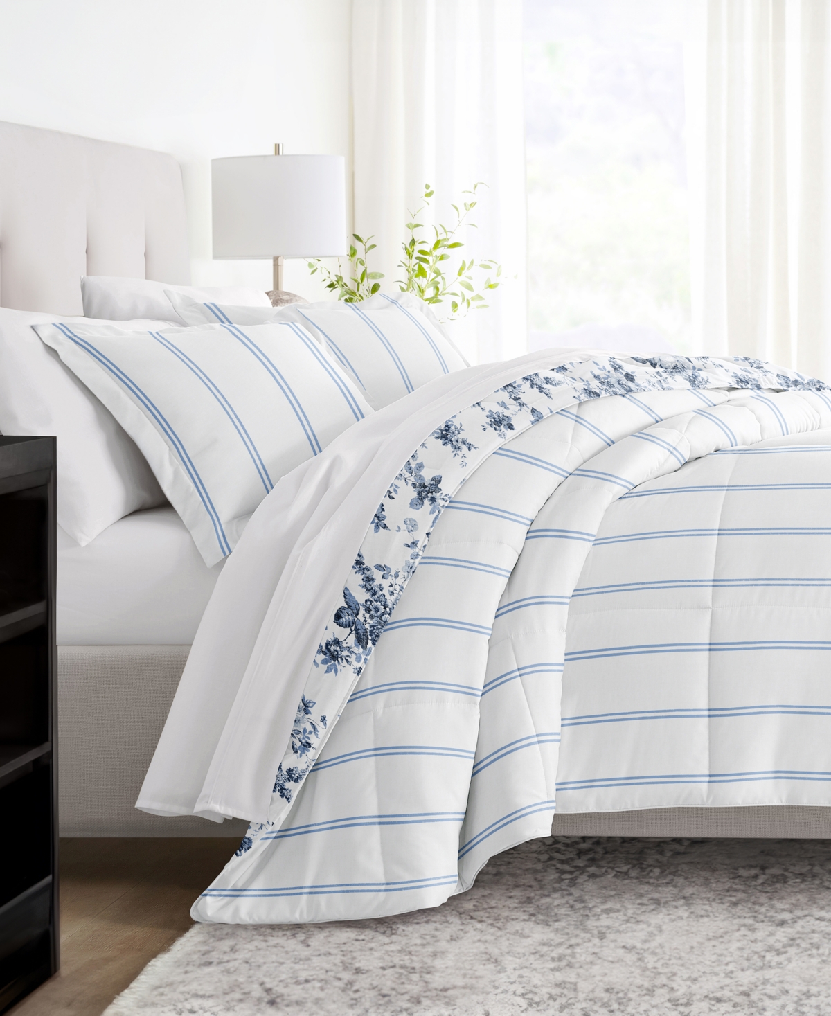 IENJOY HOME CABBAGE ROSE STRIPE 3-PIECE COMFORTER SET, KING/CALIFORNIA KING 