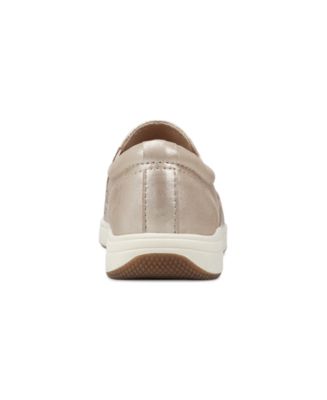 Women's Nel Laser Cut Round Toe Casual Slip-On Sneakers