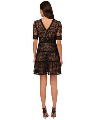 【海外限定】AdriannaPapell ドレス☆Lace Embroidery Black Dre Adrianna Papell Women's V-Neck Lace Embroidered Dress - Macy's