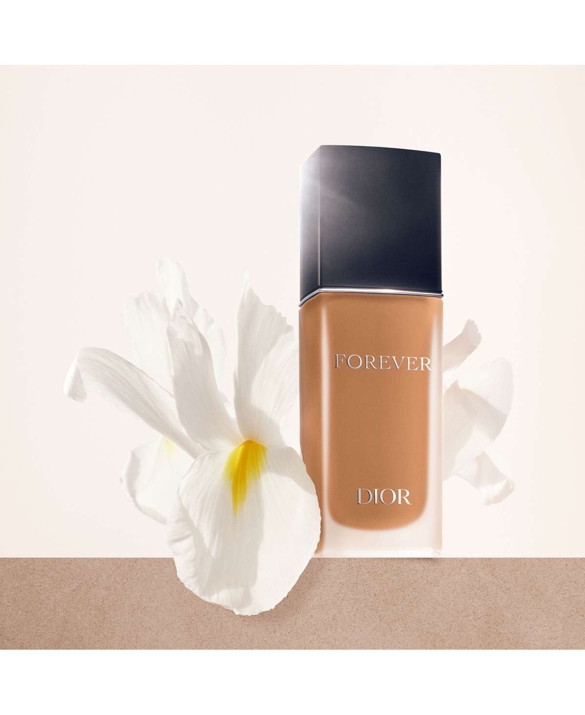 Dior Forever Matte Skincare Foundation Spf 15 In 1 Warm (fair Skin With Warm Tones)