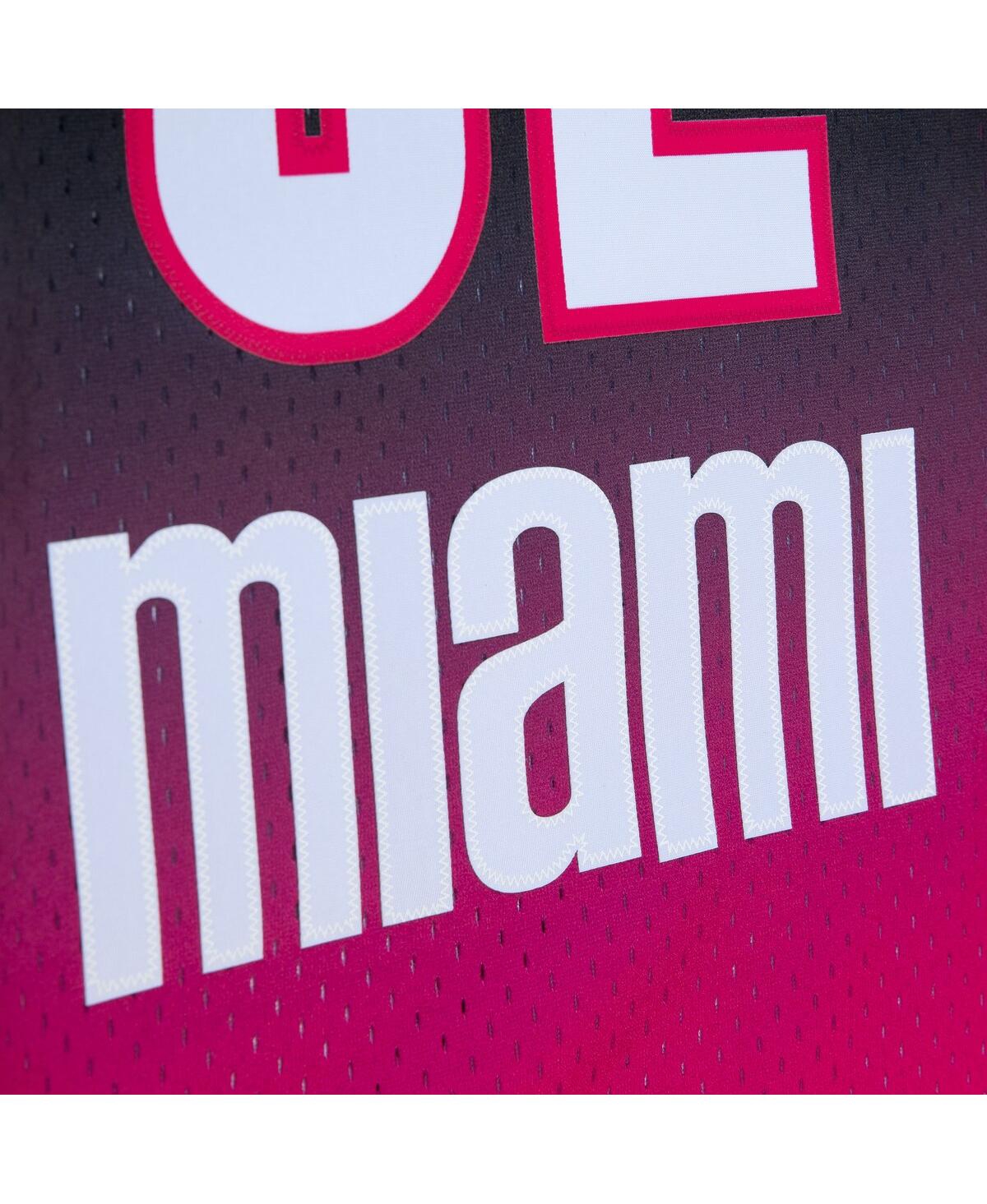 Men's Mitchell & Ness Shaquille O'Neal Black Miami Heat 2005/06 Hardwood Classics Fadeaway Swingman Player Jersey - Black