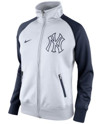 nike yankees jacket