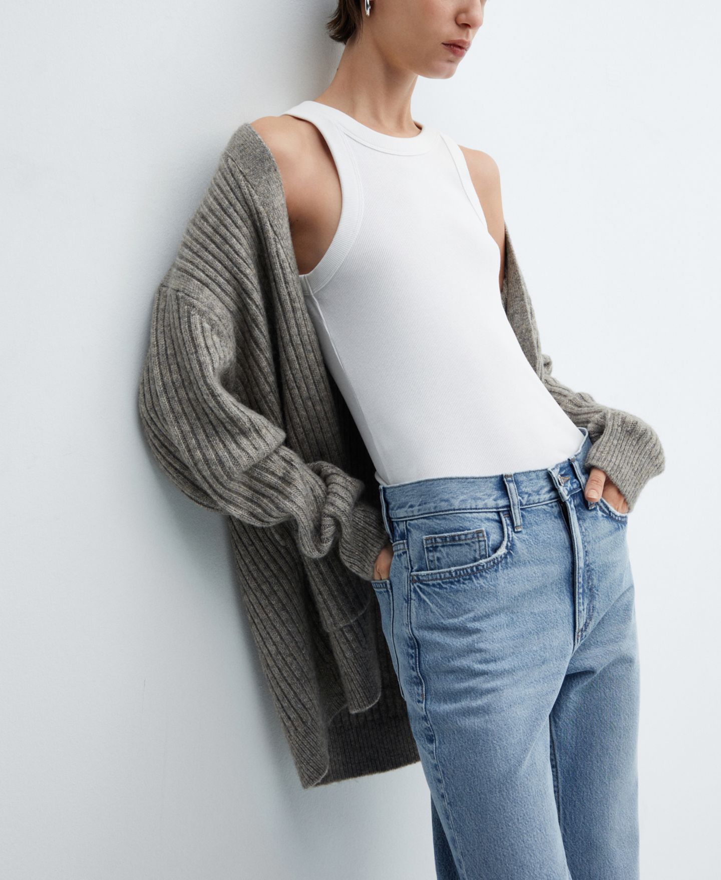 Женские джинсы Mango Mid-Rise Straight, цвет: Средний синий — фото 3