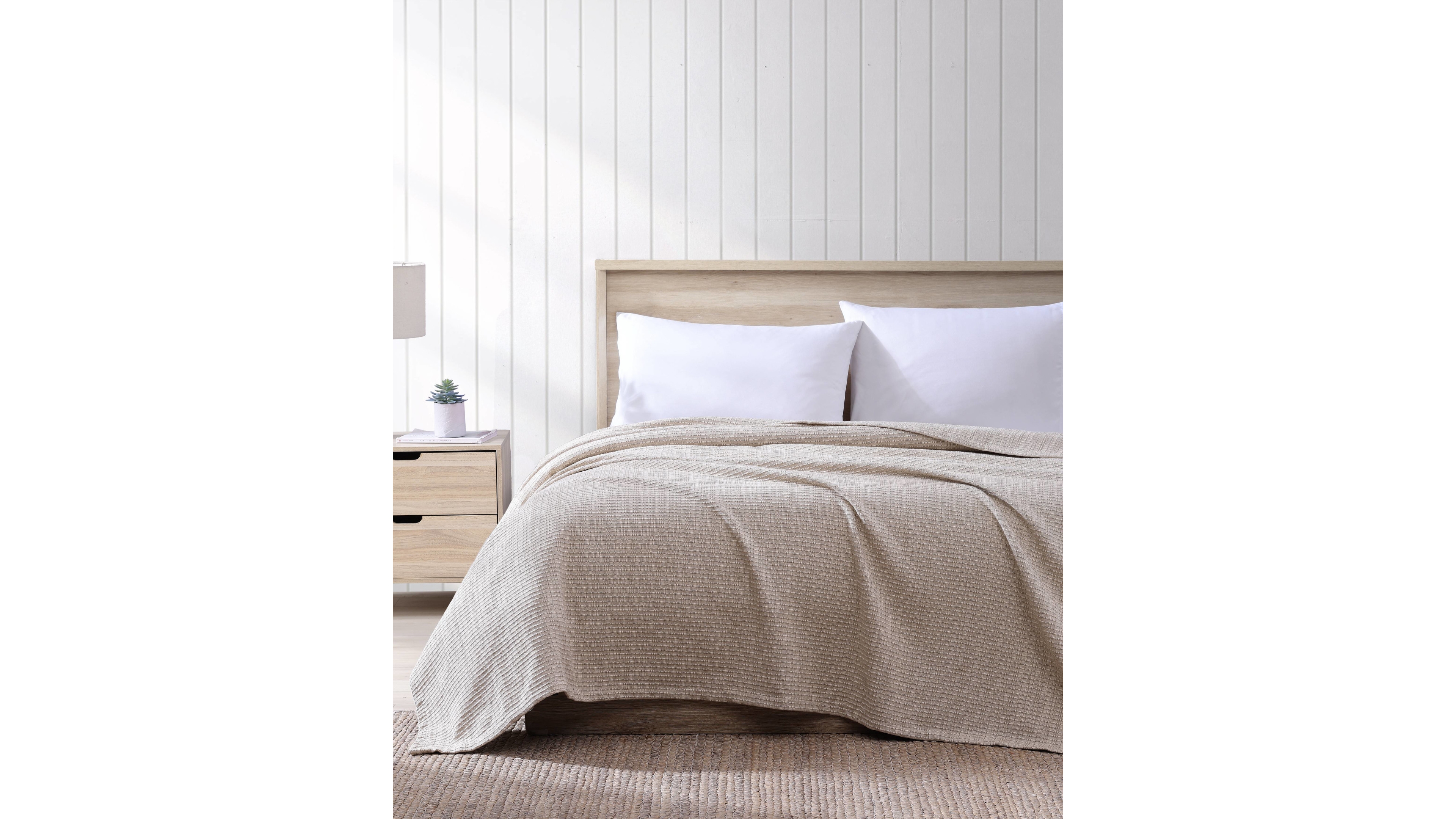 Tommy Bahama Home Woven Cotton Reversible Blanket, Full/Queen
