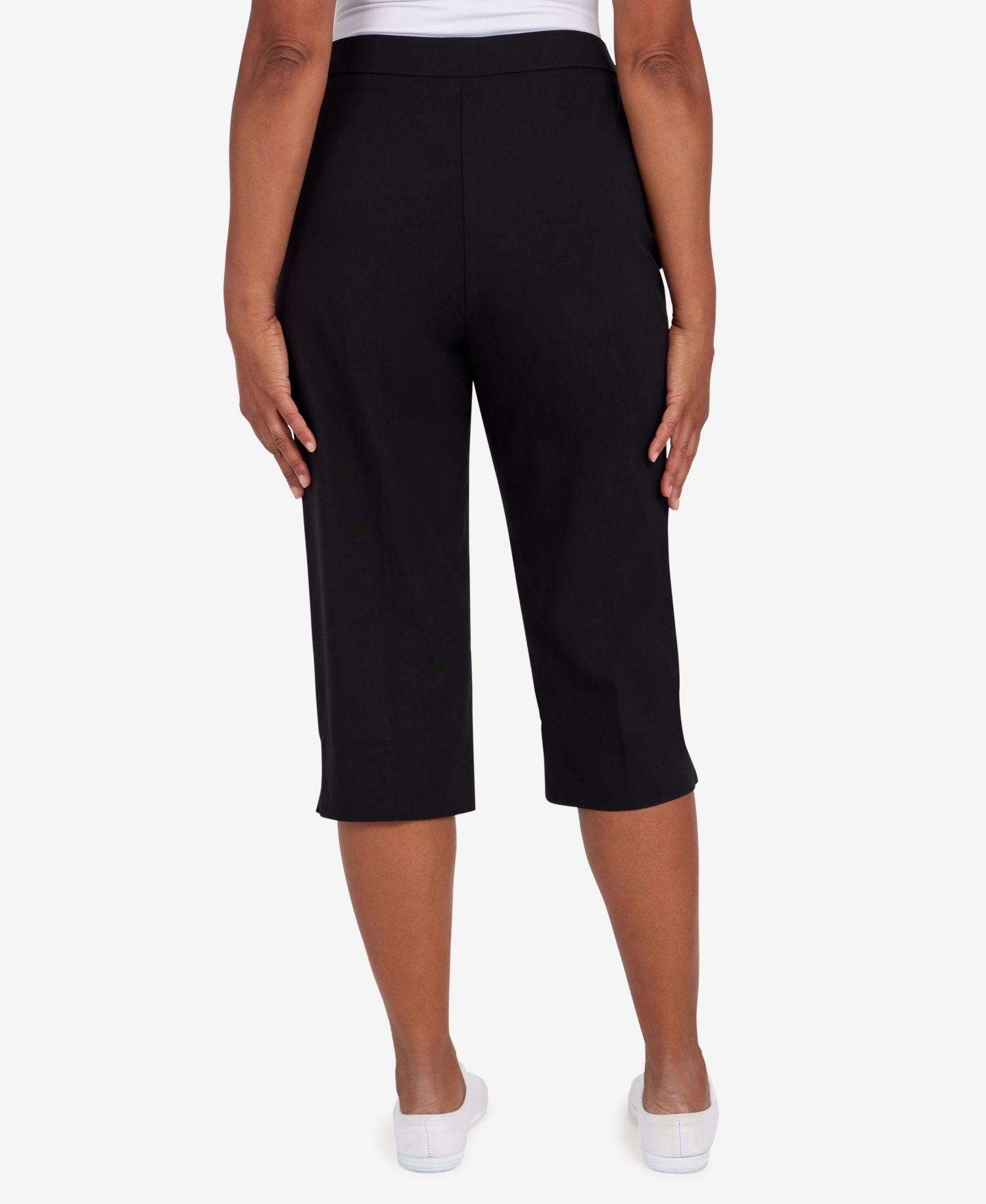 Petite Classic Allure Stretch Clamdigger Pants