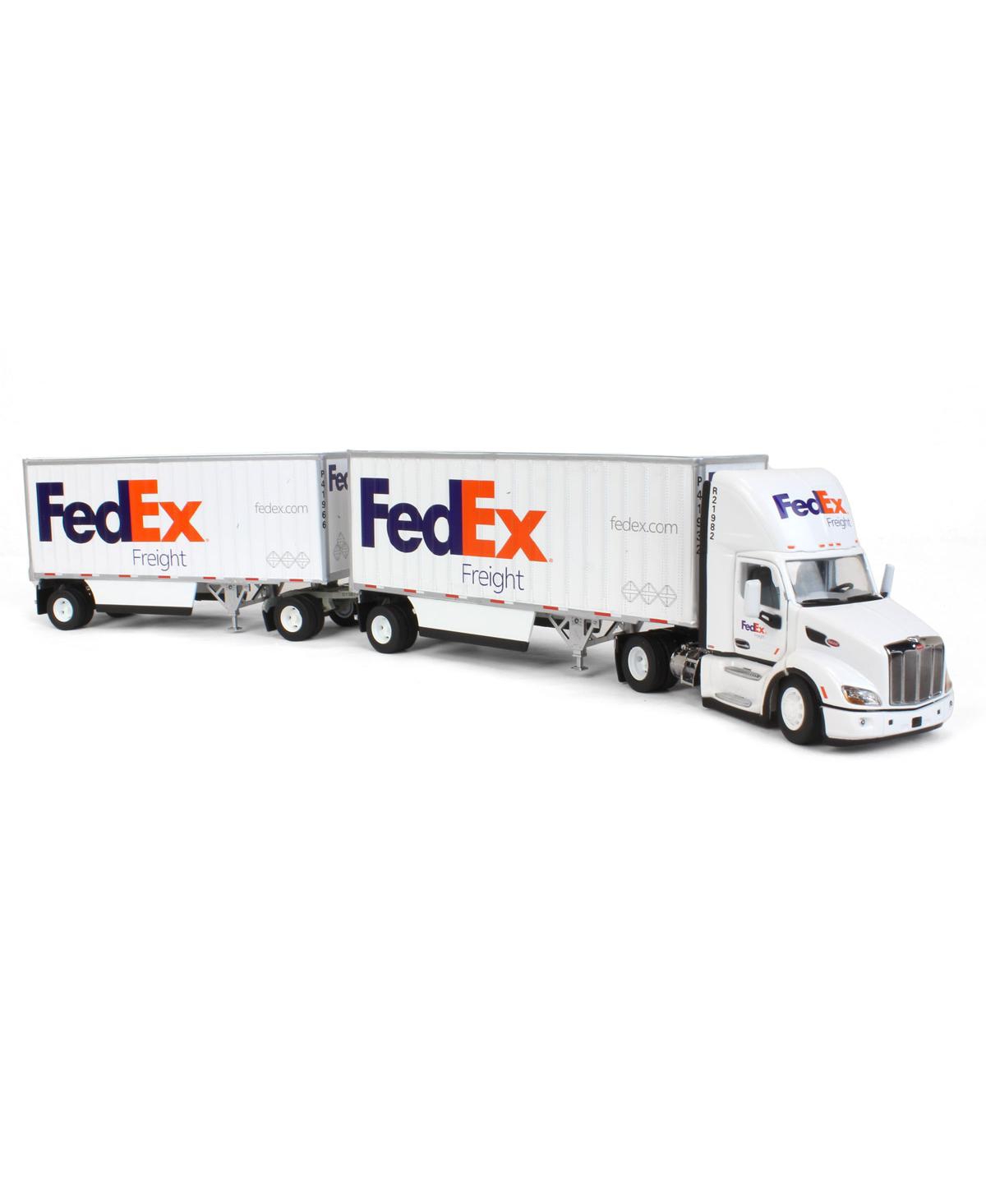 Diecast Masters Limited Edition FedEx Peterbilt 579 Single Axle Day Cab with WabashPup Trailers