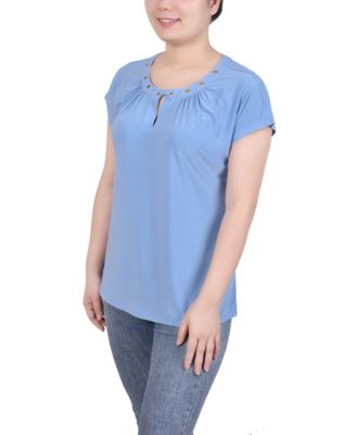 Women's Short Extended-Sleeve Grommet Neck Knit Top