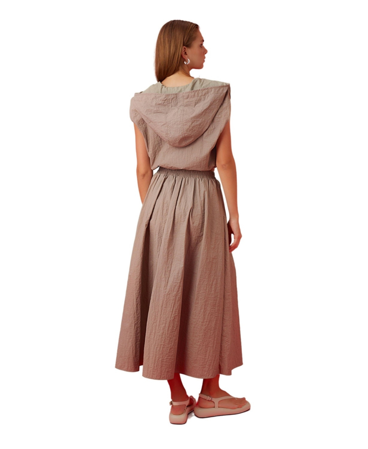 Nocturne Women's Ruffled Hooded Vest