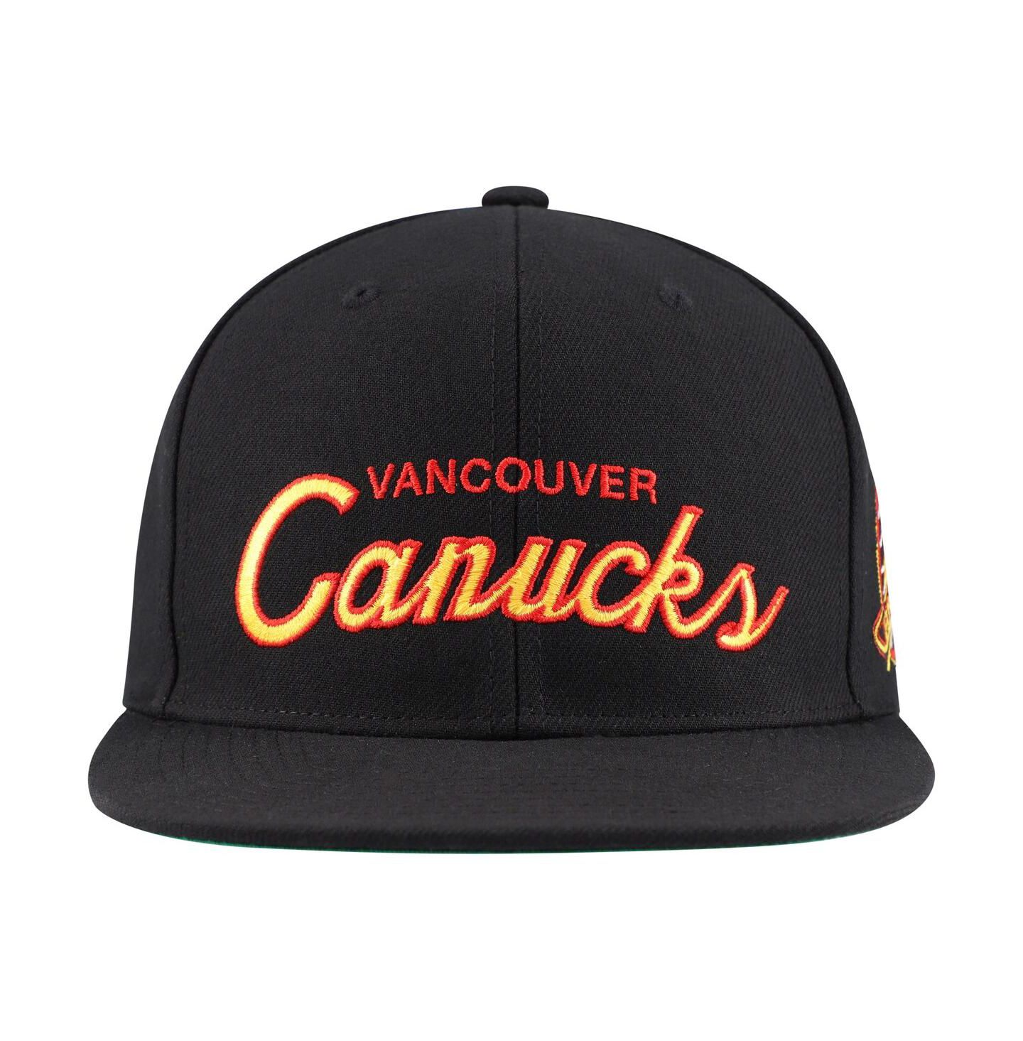 Мужская кепка Mitchell & Ness Black Vancouver Canucks Core Team Script 2.0 Snapback Hat — фото 3