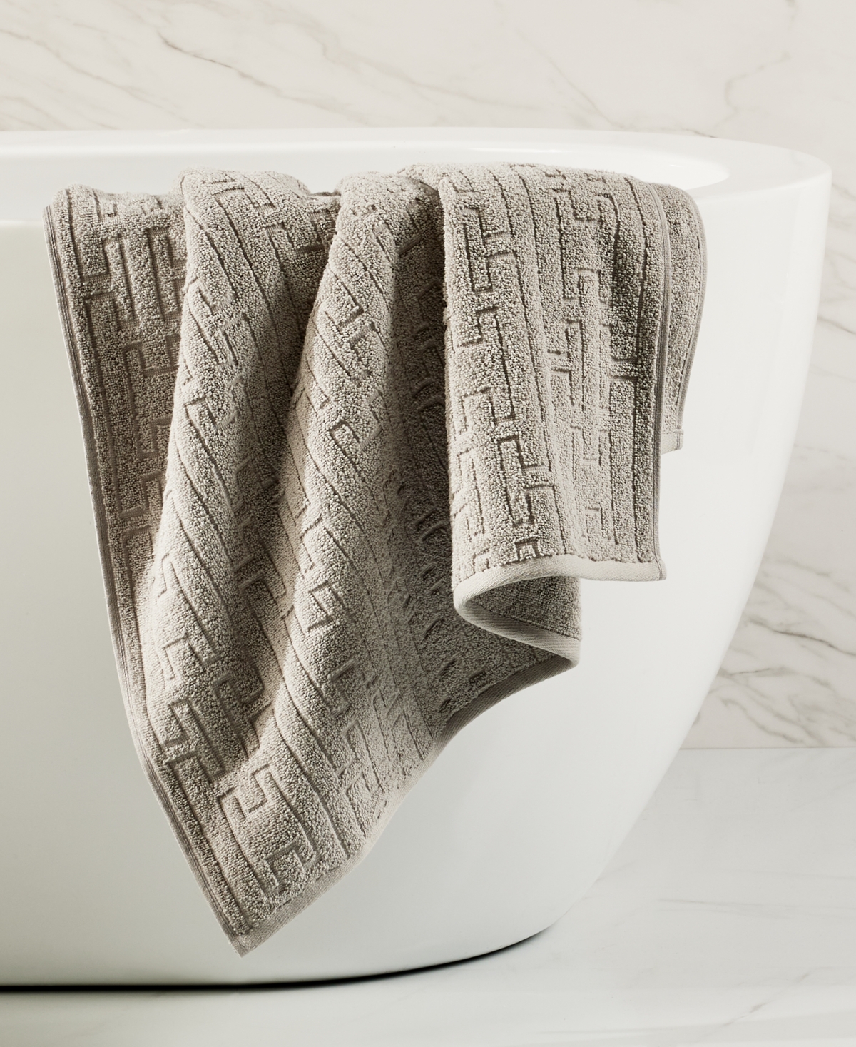 HOTEL COLLECTION SCULPTED CHAIN-LINK BATH TOWEL, 30" X 56", EXCLUSIVELY AT MACY'S 