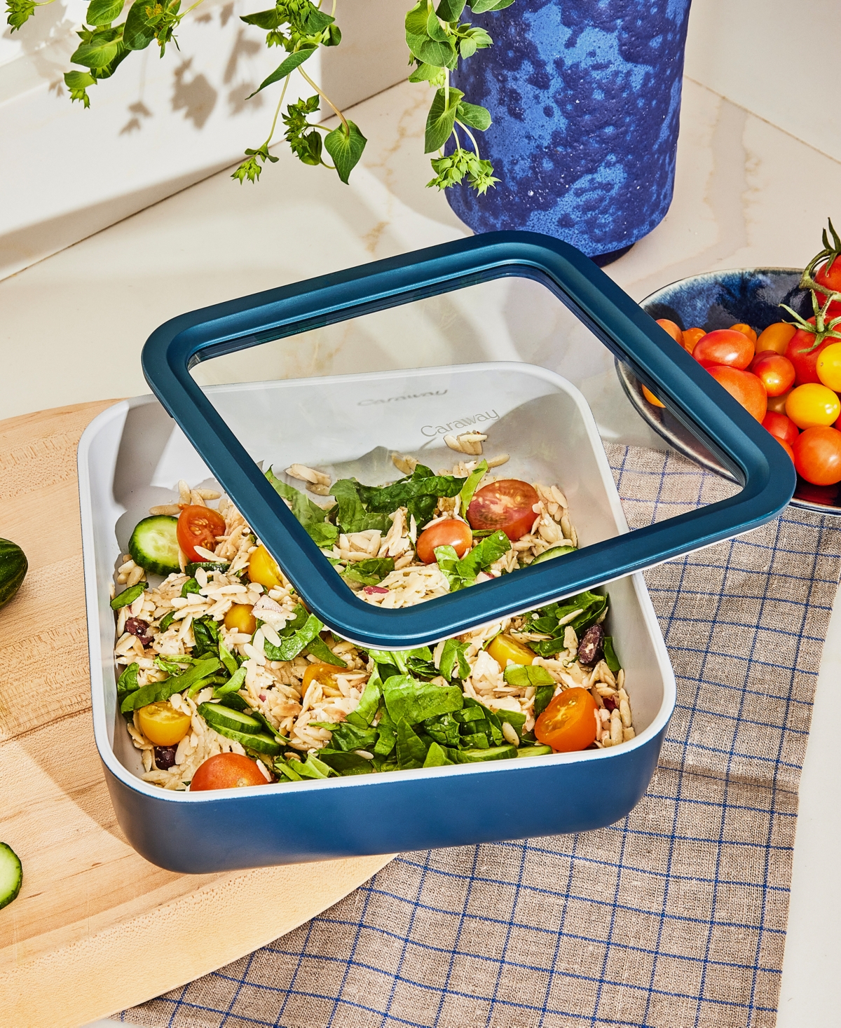 Caraway 10-cup Glass Food Storage Container With Lid In Navy