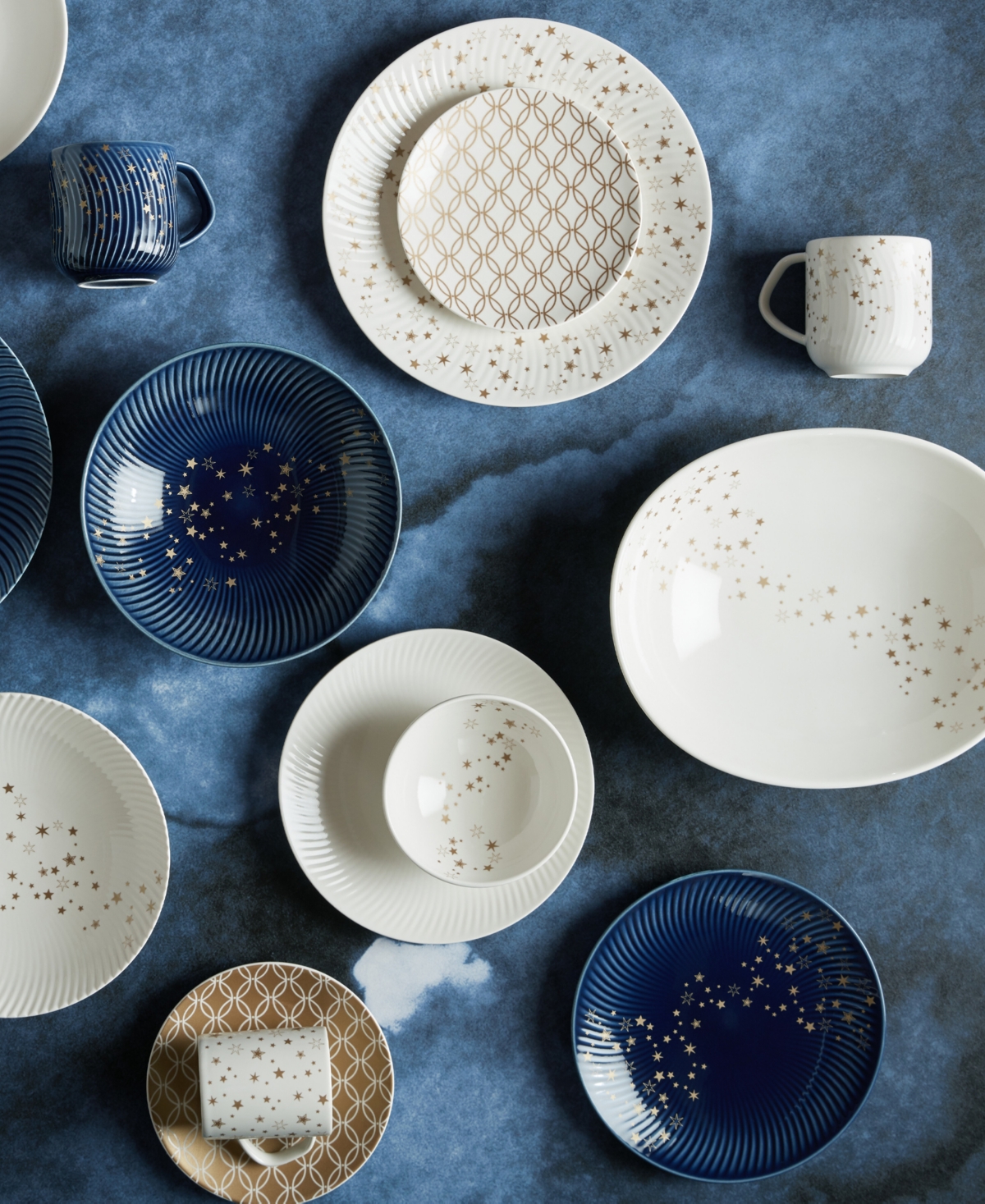 Denby PorcelaStars Serving Bowl oz. - Arc White