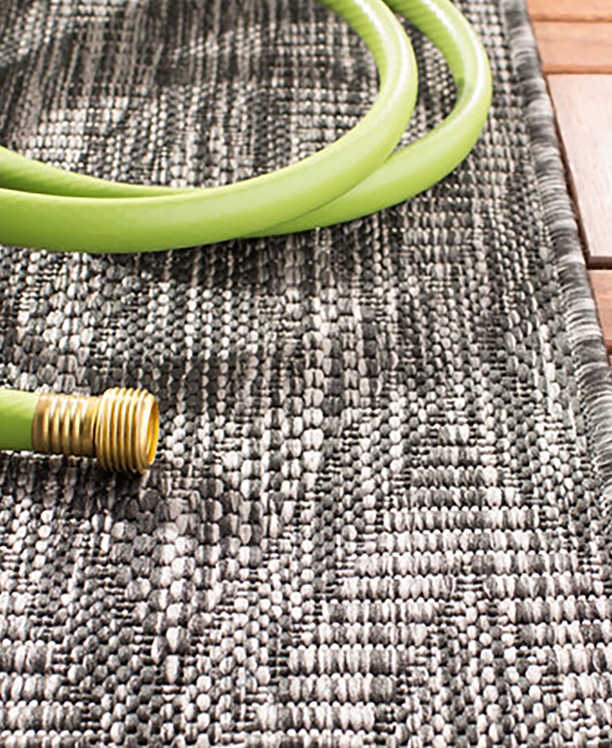 Safavieh Courtyard CY8522Outdoor Area Rug - Black