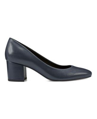 Women's eFlex Cosma Slip-On Pumps