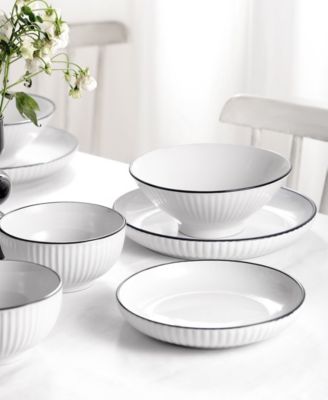Lustra 16 Pc. Dinnerware Set, Service for 4