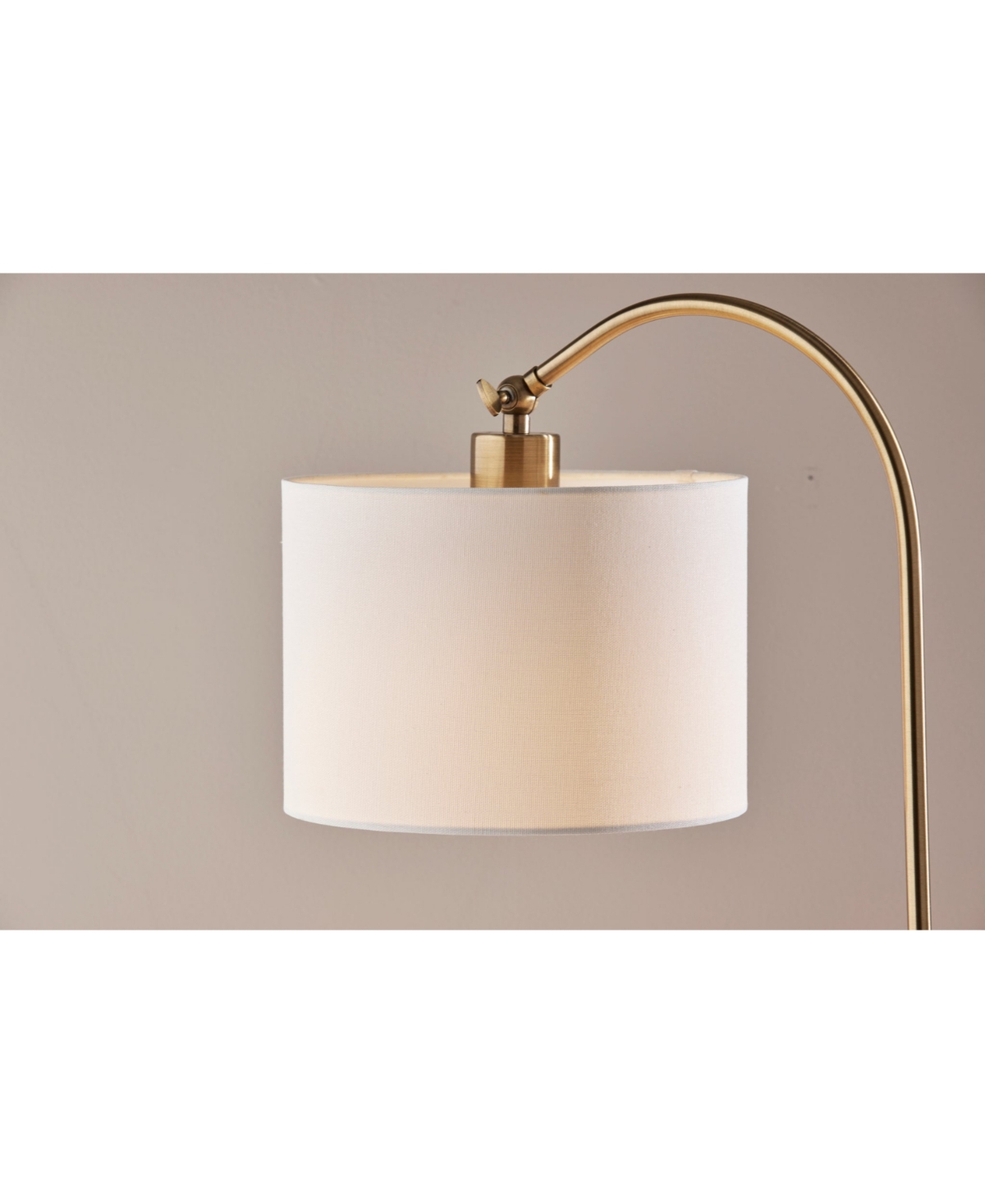 Adesso 23.5" Meredith Table Lamp In Antique-like Brass