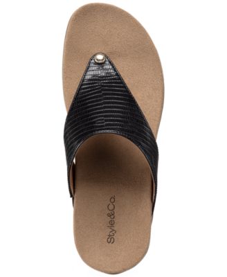 Women's Riioo Thong Flat Sandals
