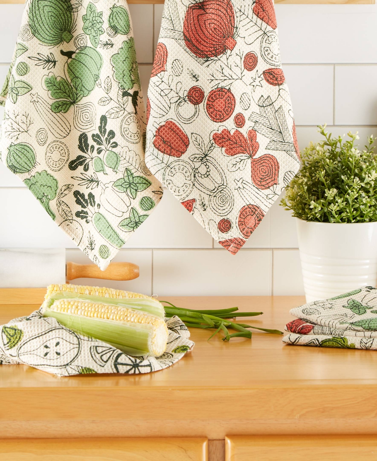 Design Imports Farmer's Market Collection Machine Washable, Dishtowel Dishcloth Set, Veggie Print, 6 Count In Veggie Print