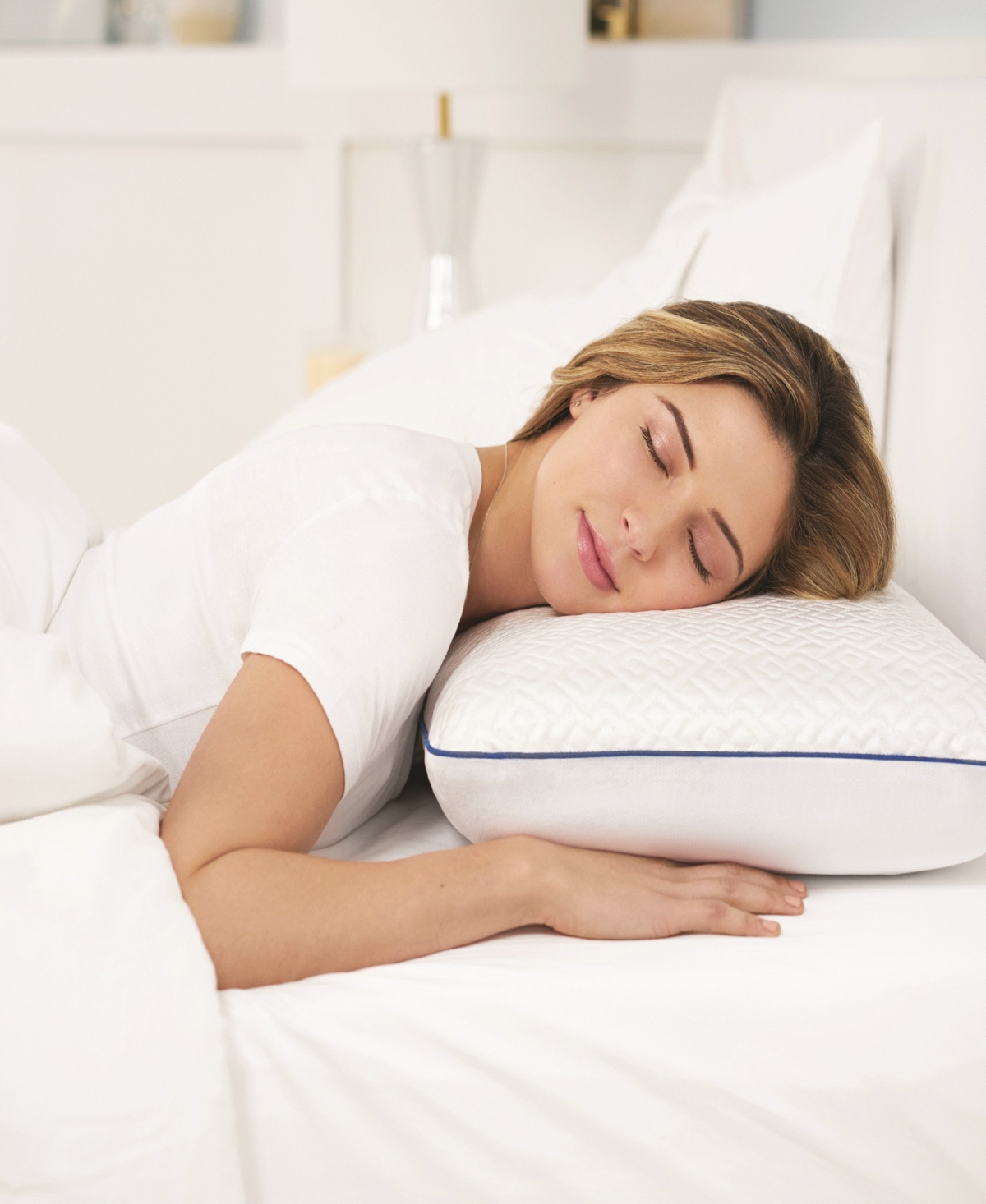 Serta Cool Renew Gel Memory Foam Pillow, Standard In White