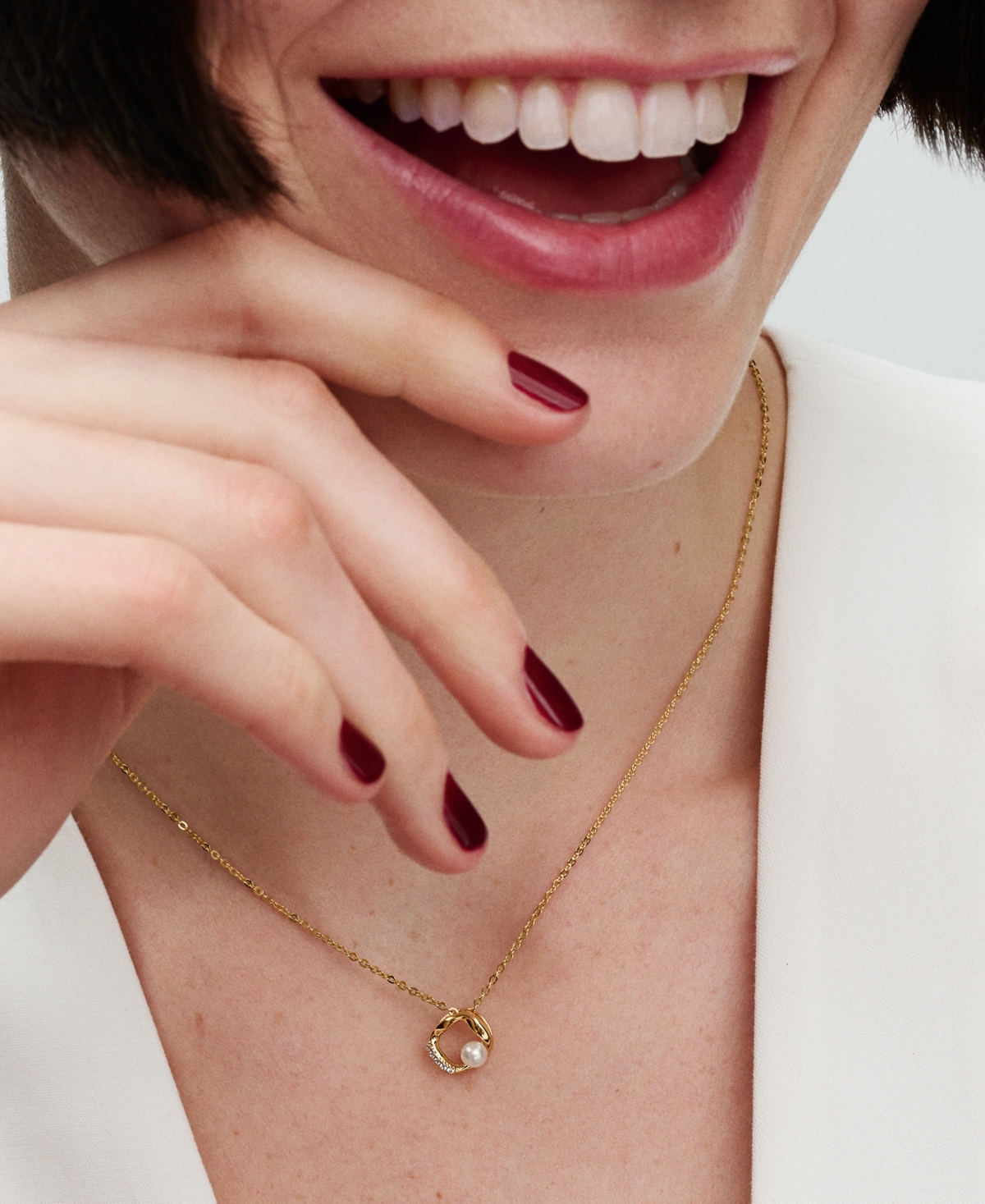 Pandora 14k Gold-plated Shaped Pave Circle Treated Freshwater Cultured Pearl Collier 17.7 Inch Necklace In Gold