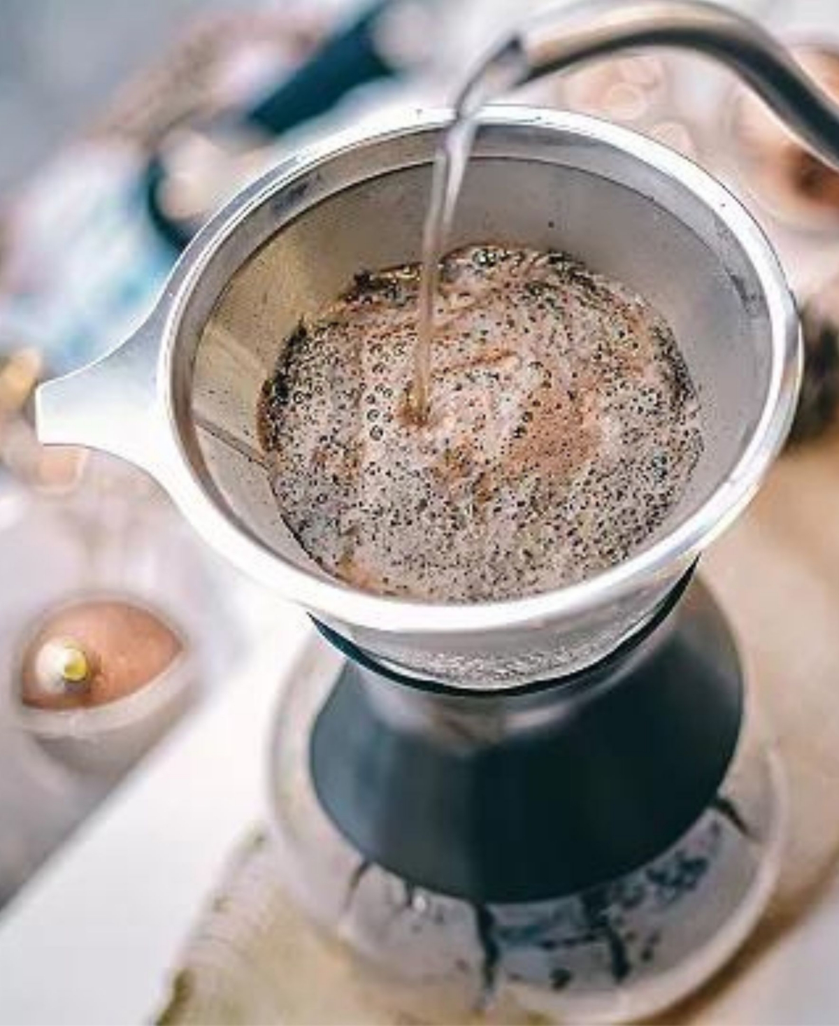 Grosche Brew Mastery Combo: Bremen Burr Grinder Austin G6 Pour Over Coffee Maker In Black