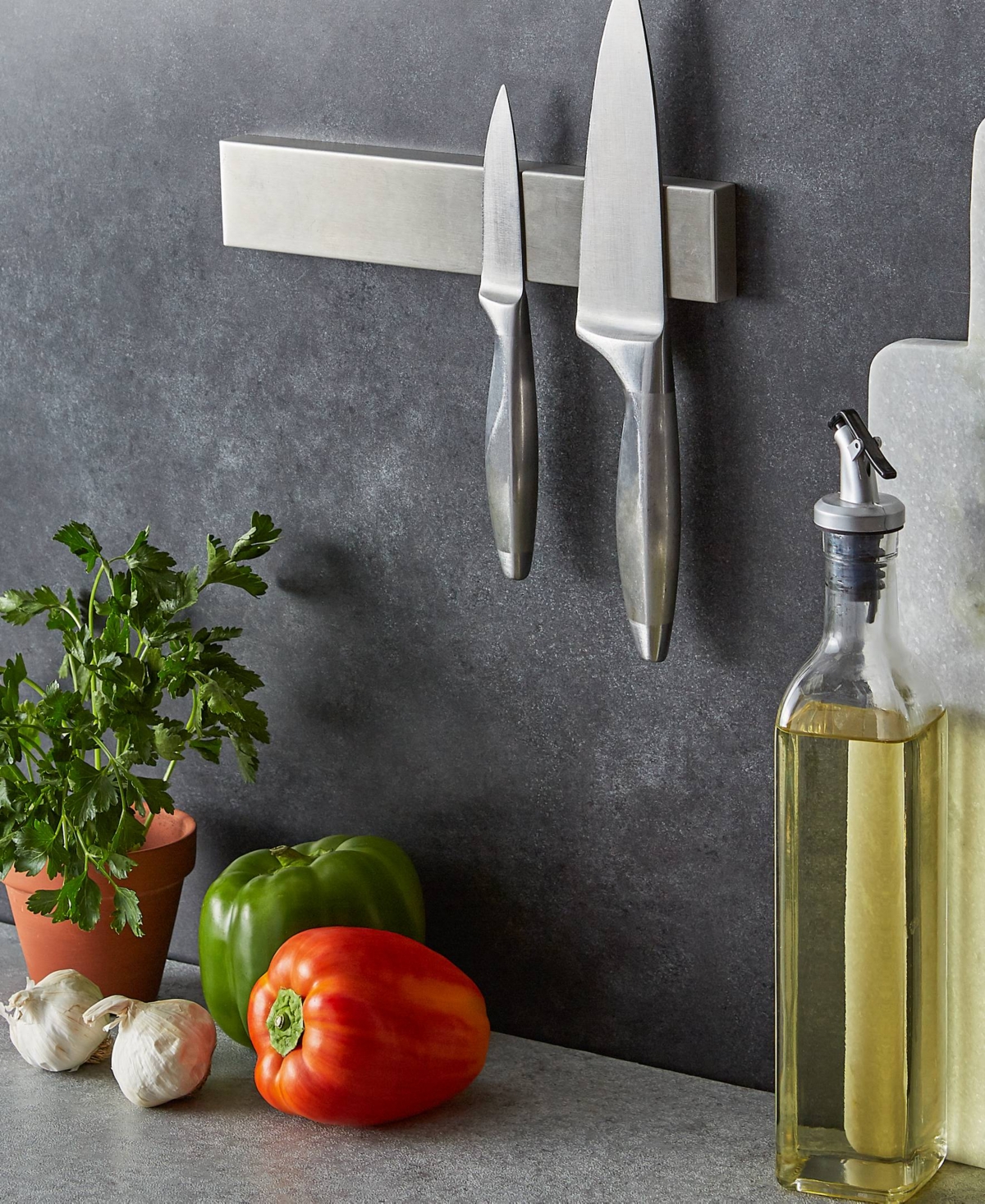 Rsvp International Endurance Stainless Steel 10" Deluxe Magnetic Knife Bar In Gray
