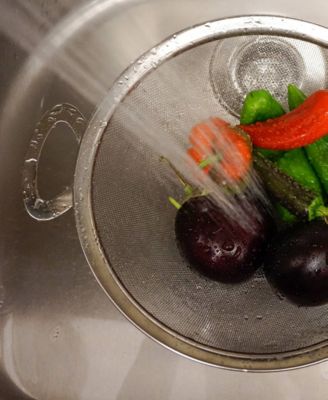 Endurance Stainless Steel Mesh 4 Quart Colander