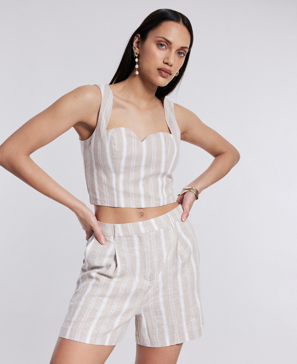 Women's Sweetheart-Neck Sleeveless Crop Top - Tan Stripe