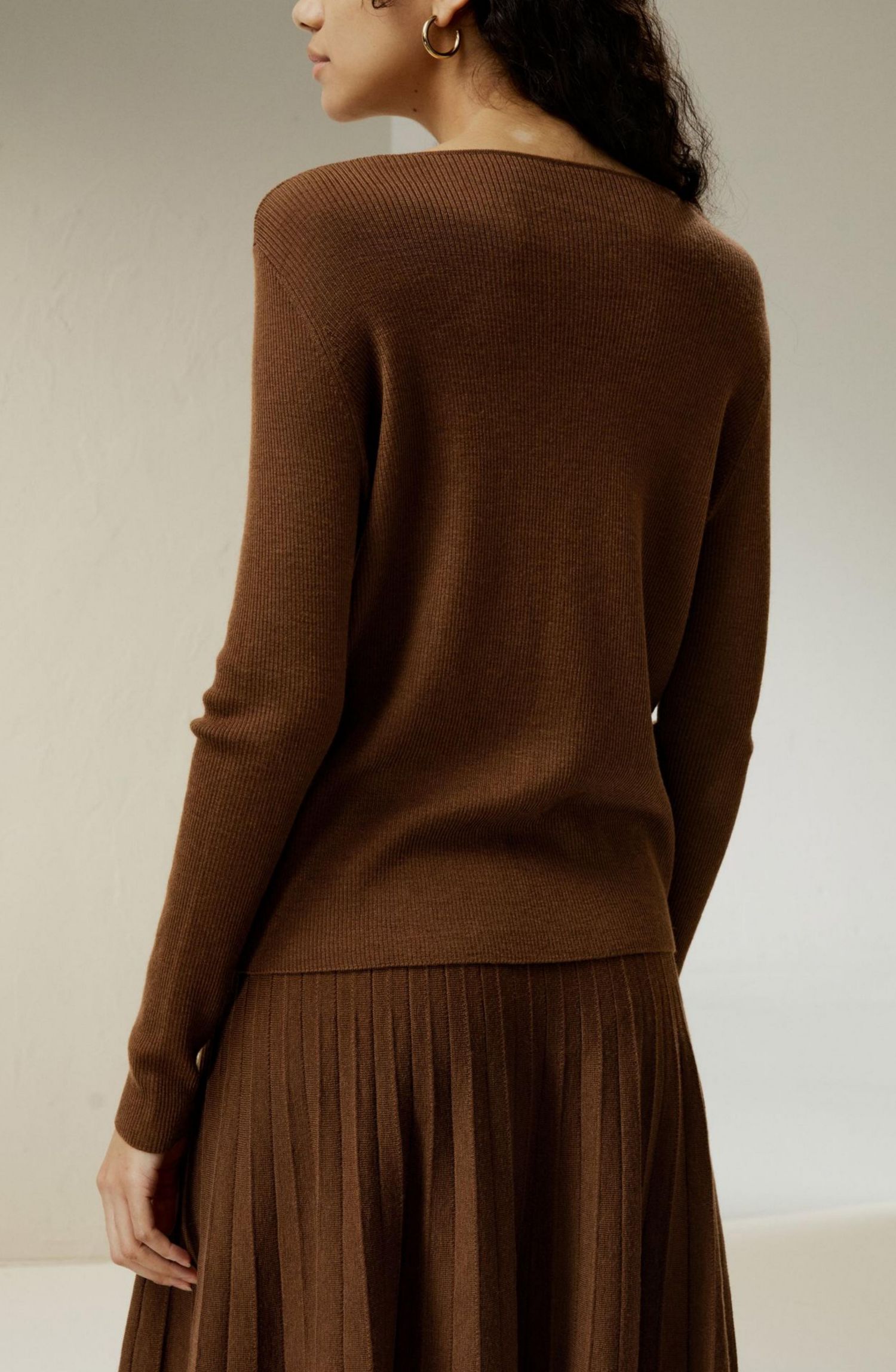 Women's V-neck Ultra-fine Merino Wool Sweater