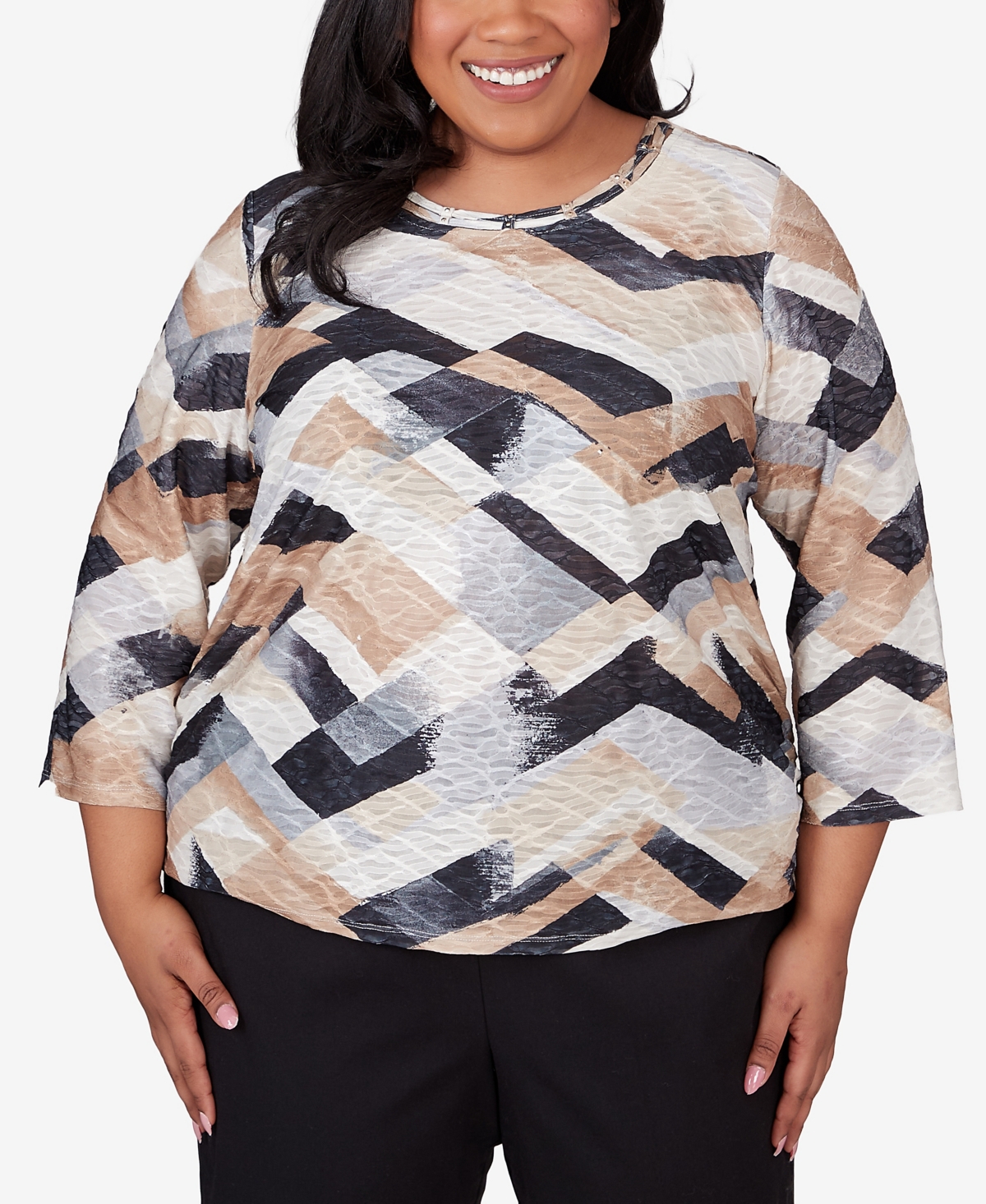 Plus Size Classic Abstract Chevron Top - Neutral
