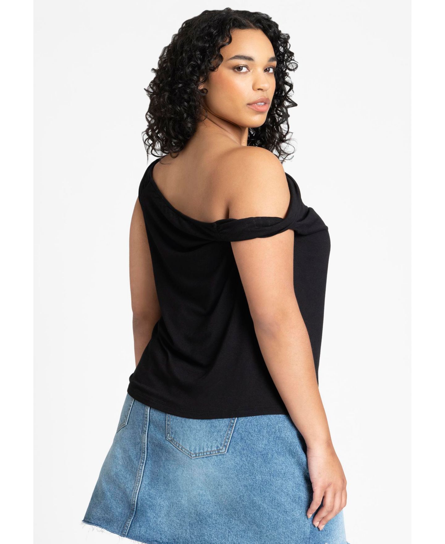 Женский топ ELOQUII Asym Twist Sleeve, цвет: Чёрный оникс — фото 2