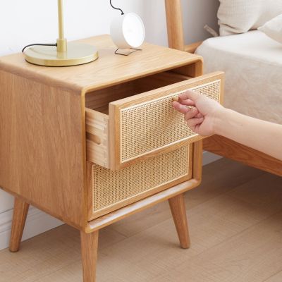 Simple North American Oak Bedside Cabinet