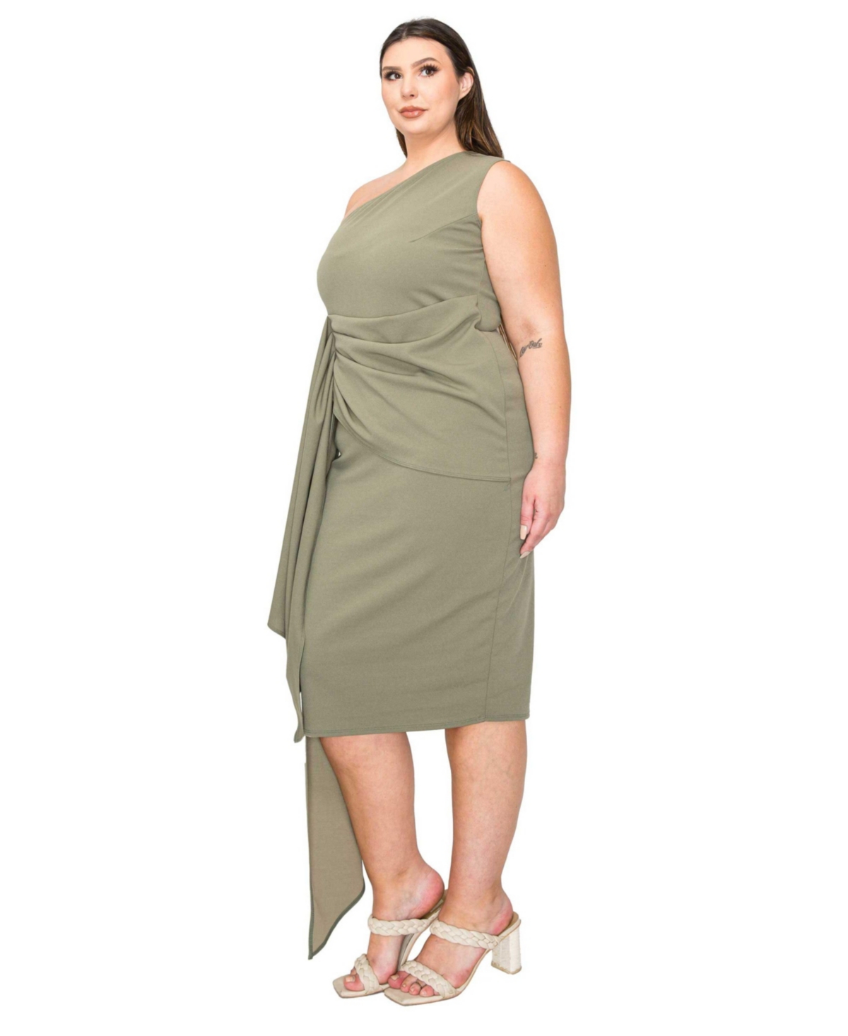 L I V D Plus Size Esme Front Draped Sash Dress