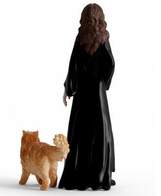 Wizarding World of Harry Potter 2-Piece Set: Hermoine Crookshanks Figurines