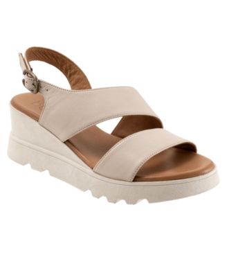 Gianna Sandal
