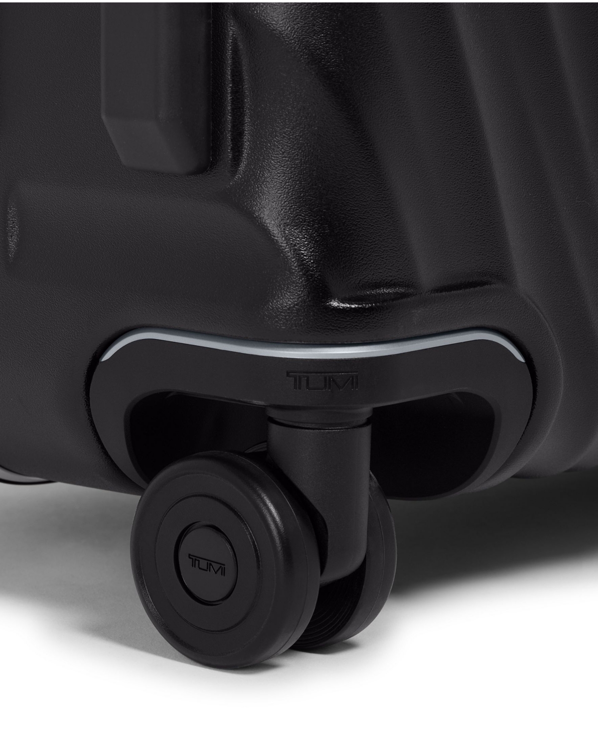 Tumi 19 Degree Extended Trip 4 Wheel Packing Case In Pearl Grey Texture
