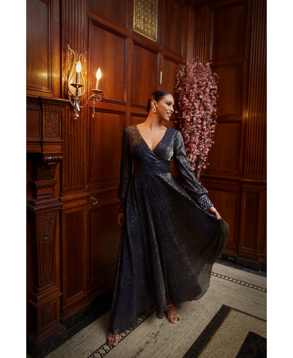 Betsy & Adam Women's Galaxy Metallic V-Neck Gown -Gold